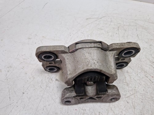 Engine mount for - , rover
