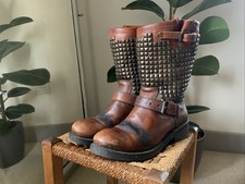 Ash Tennessee/Titan Boots