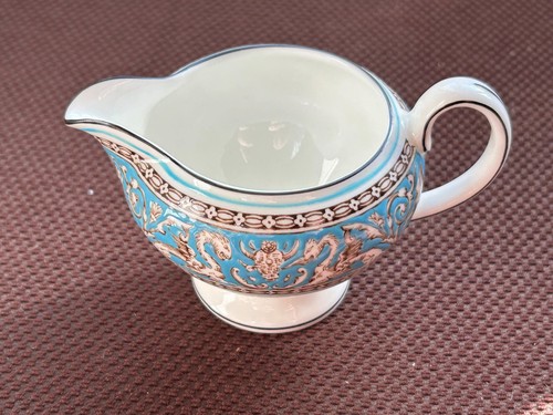 Wedgwood turquoise florentine - turquoise,
