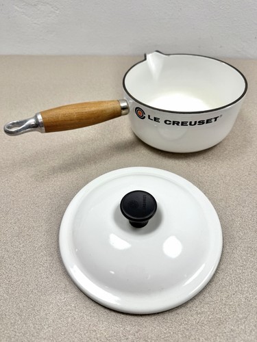 Creuset white enamel cast - le,
