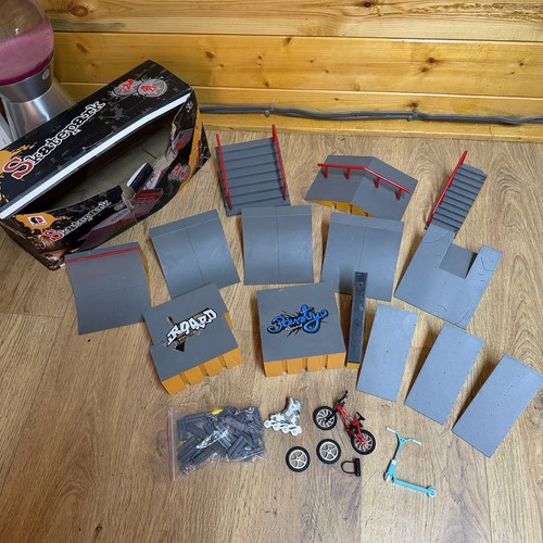 Finger skateboard skatepark - skateboard,
