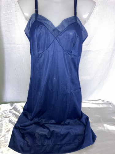 Vtg blue nylon - blue, chiffon
