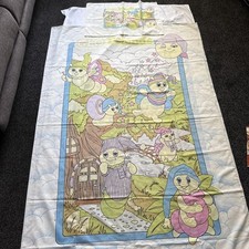 Glo Friends Duvet cover