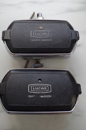 Pair lucas lr8 quartz - of,