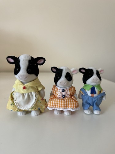 Sylvanian families buttercup - families,