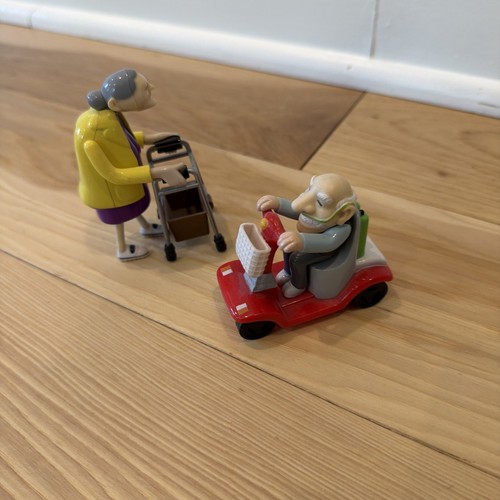 Racing granny and speeding - racing,