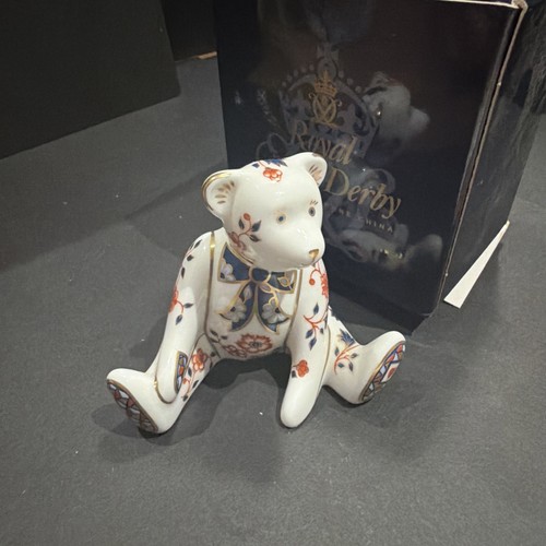 Cute royal crown derby - royal,