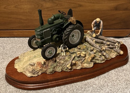 Border fine arts hauling - fine,