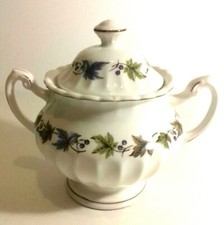 J & G Meakin Fine China England Woodland Sugar Bowl white,  olive green leaves