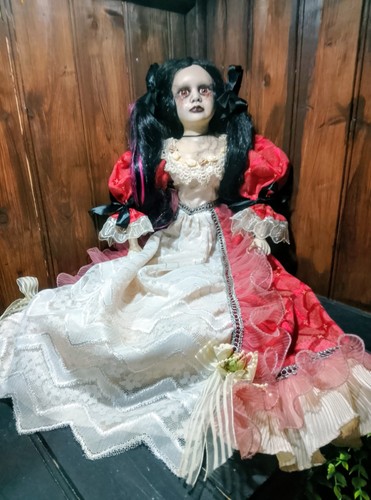 Ooak creepy horror vampire - ooak,
