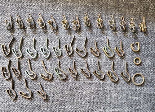 Assorted vintage metal - x, &