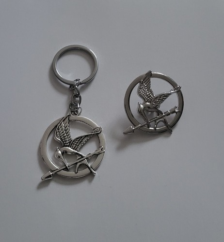 Hunger games mockingjay pin - mockingjay,