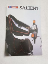 YAMAHA SALIENT Motorcycle Sales Brochure 1984 #0107796-84BK FRENCH TEXT