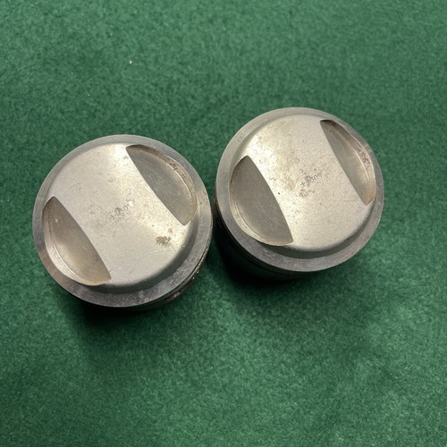 Triumph 500 unit pistons - unit,