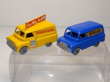 Matchbox Lesney 25 / 42 BEDFORD CA VAN DUNLOP EVENING NEWS (407)