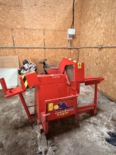 Tractor mounted saw - tractor,