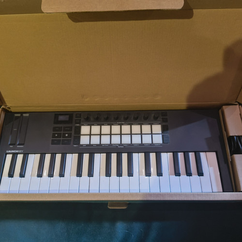 Novation launchkey mini - novation,