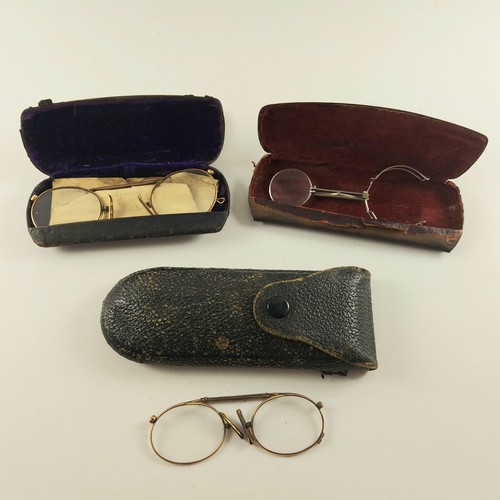 Antique glasses pince - antique,