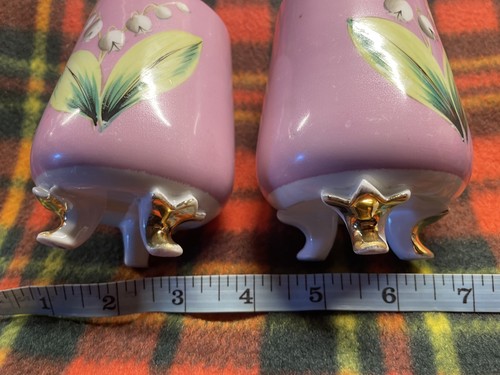 Pretty pair vintage - pretty-,