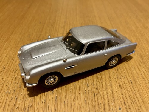 Mint scalextric c4202 james - mint,