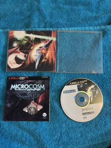 Commodore amiga cd32 microcosm - commodore,