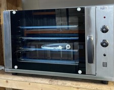 Commercial Qualita Electric Convection Oven, 4 Trays, Spray Steam Function