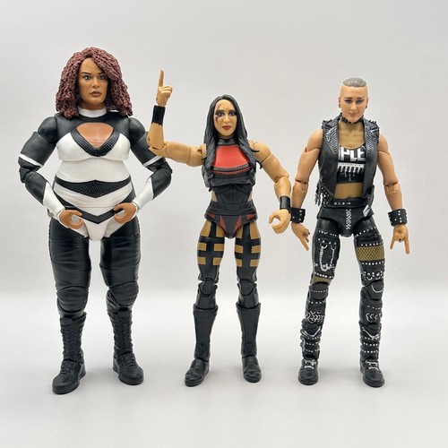 Wwe elite rhea ripley - elite, vs