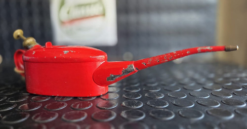 Vintage braime oil can - vintage,