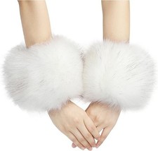Women's Faux Fur Wrist Cuffs