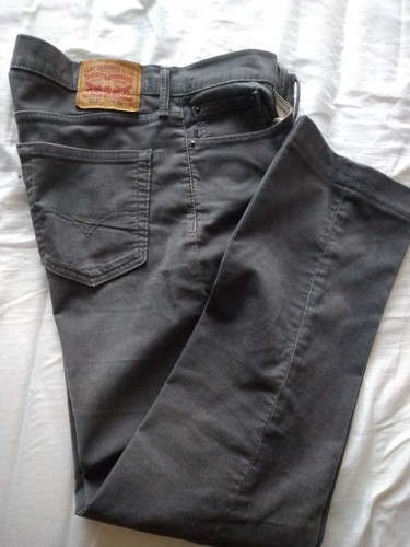 Levi white tab grey - white, in