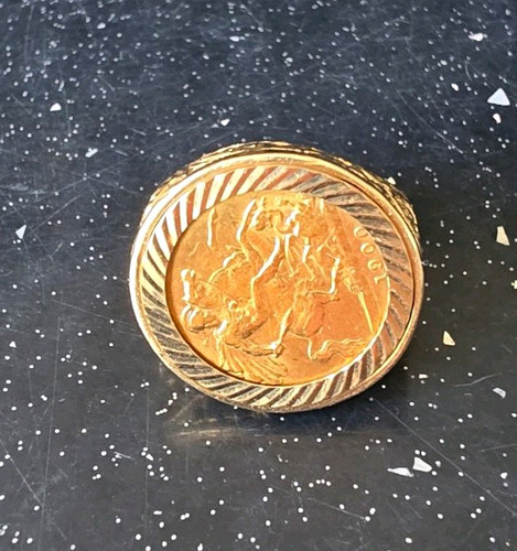Half sovereign ring - ,
