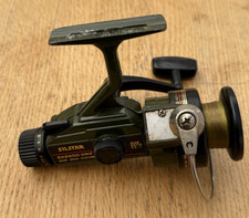 Vintage Silstar EX2200-040 Rear Drag 4.6:1 Retrieve Fully Working Camo Green