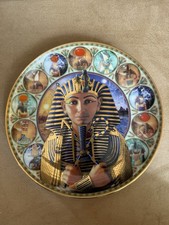 Compton & Woodhouse – 4 Egyptian Collector Plates by Andrew Farley – 22ct Gold