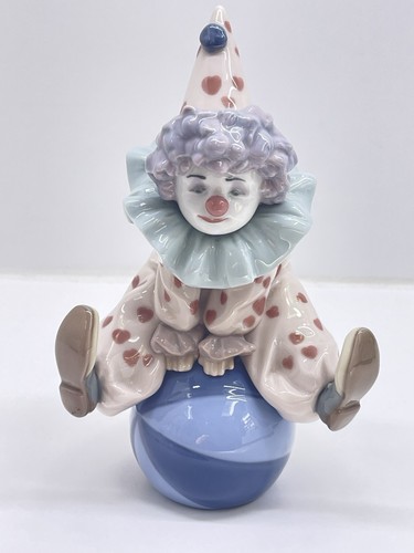 Lladro clown sat - lladro, a