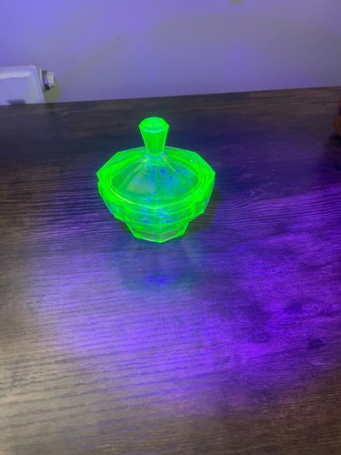 Vintage uranium green - uranium, glass