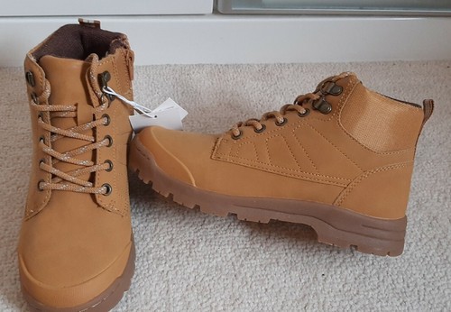 Bnwt zara brown tan boots - zara,