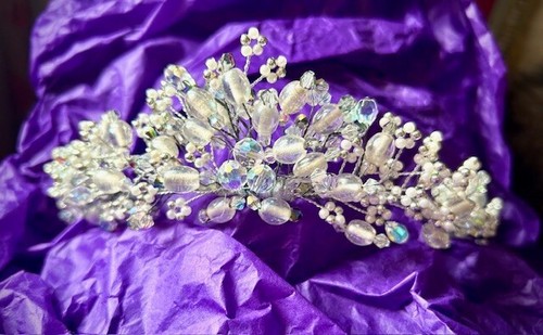 Beautiful hand made swarovski - hand,