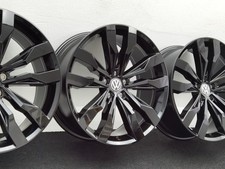 20-inch VW Tiguan II 5NA AD1 Suzuka original R-Line alloy rims black like new