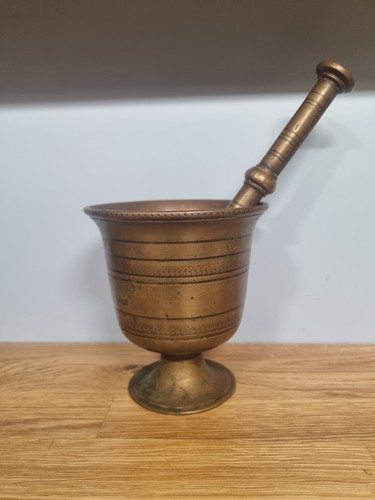 Antique solid brass - ,