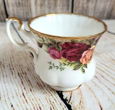 Royal Albert Old Country Roses