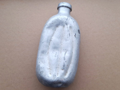 Hungarian bottle canteen - hungarian,