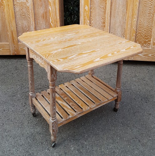 Limed oak tier drop - oak,
