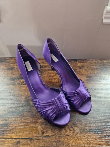 Beautiful untold purple ladies - untold,