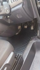 Vauxhall vivaro van 2014-2018 new black rubber tailored car floor mats.