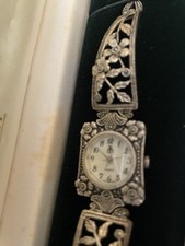 90s Vintage Brooks and Bentley