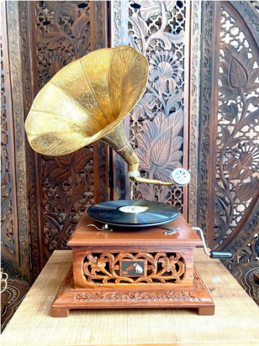 Antique gramophone player - gramophone,