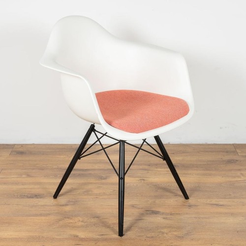 Vitra eames armchair - eames,