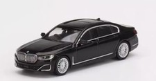 MiniGT 1:64 BMW 750Li xDrive - Black Sapphire