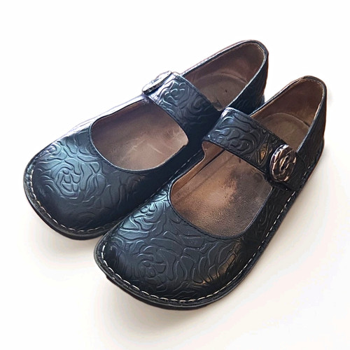 Alegria paloma black embossed - paloma,