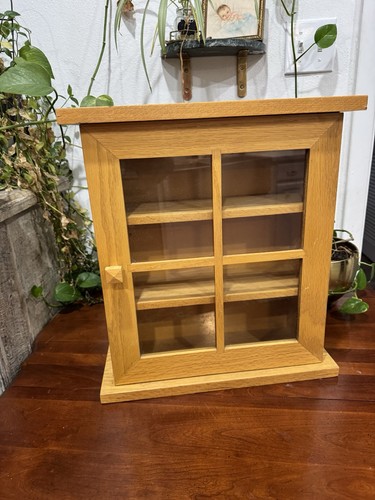 Small shelf curio - shelf,